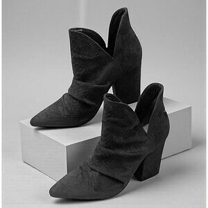 Mi.iM Black Kendell Vegan Suede V-Cut Pointed Toe Ankle Boots Booties Size 8.5